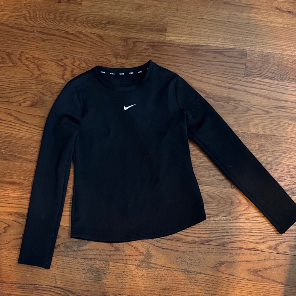 Nike Girls Kid’s Medium Black Long Sleeve Thermafit Shirt